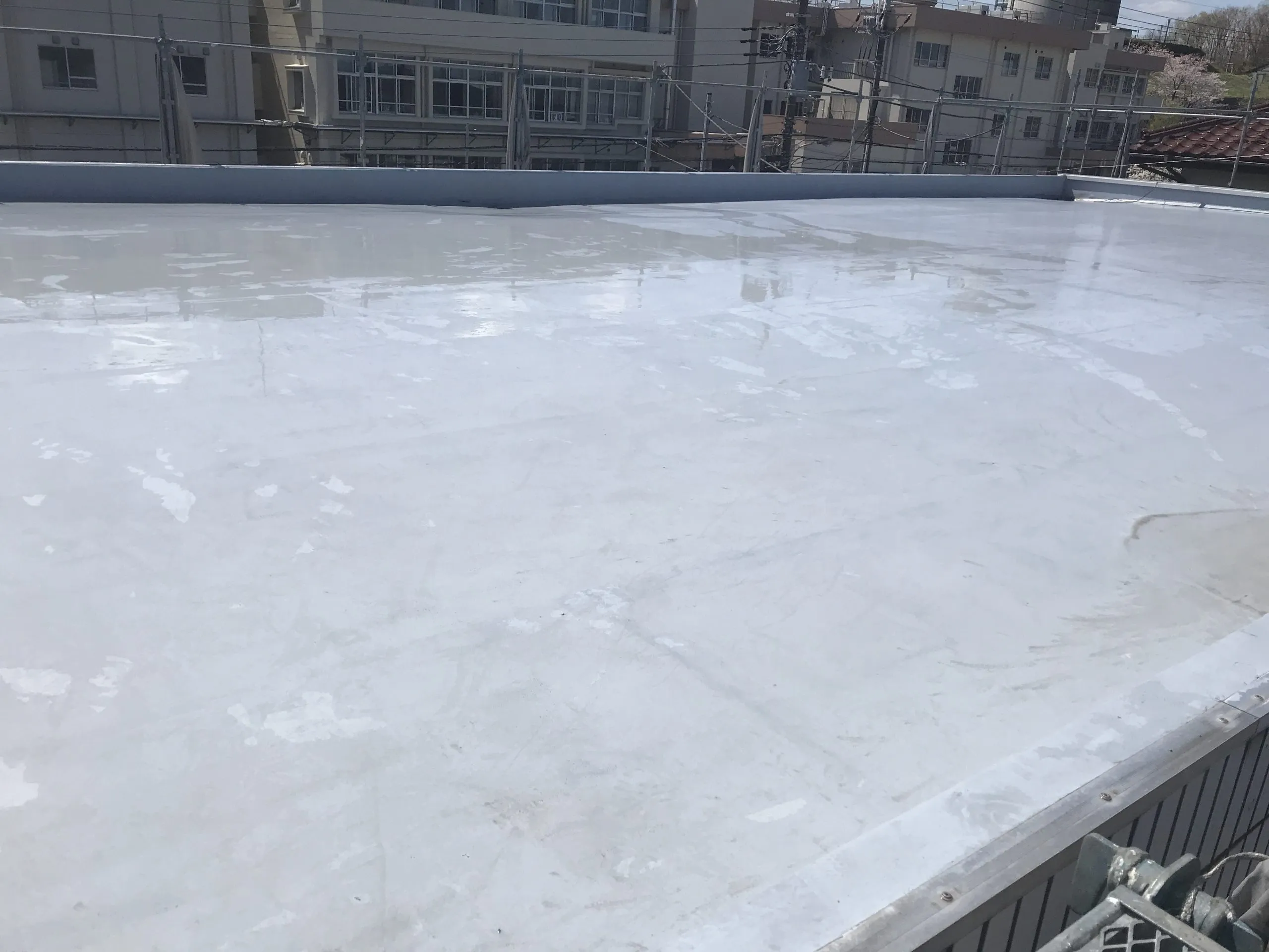 アパートの古くなったベランダのメンテナンス ―ベランダ防水工事―